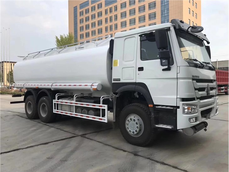 20000-liters-fuel-tank-truck7acee1fa-8b05-47c4-8ce3-73bb4f1210fa