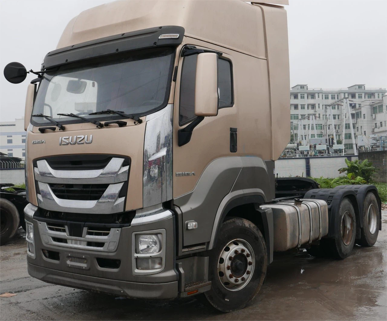 ISUZU 6x4 VC61 Tractor Truck Euro 5 17