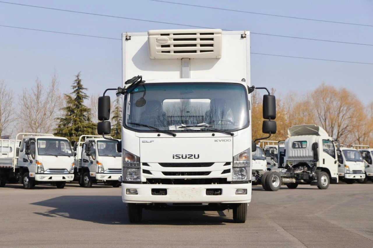 ISUZU KV100 Refrigerated Express Truck 2