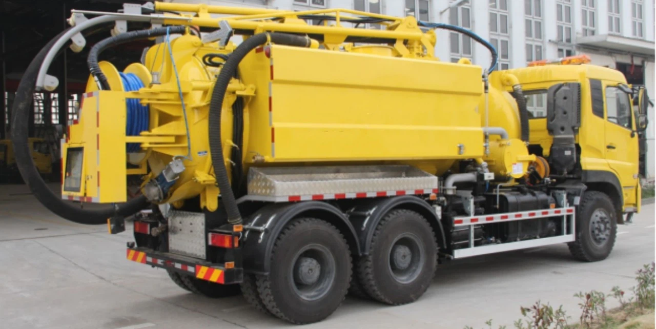 12CBM 6x4 Combination Sewer Cleaner 3