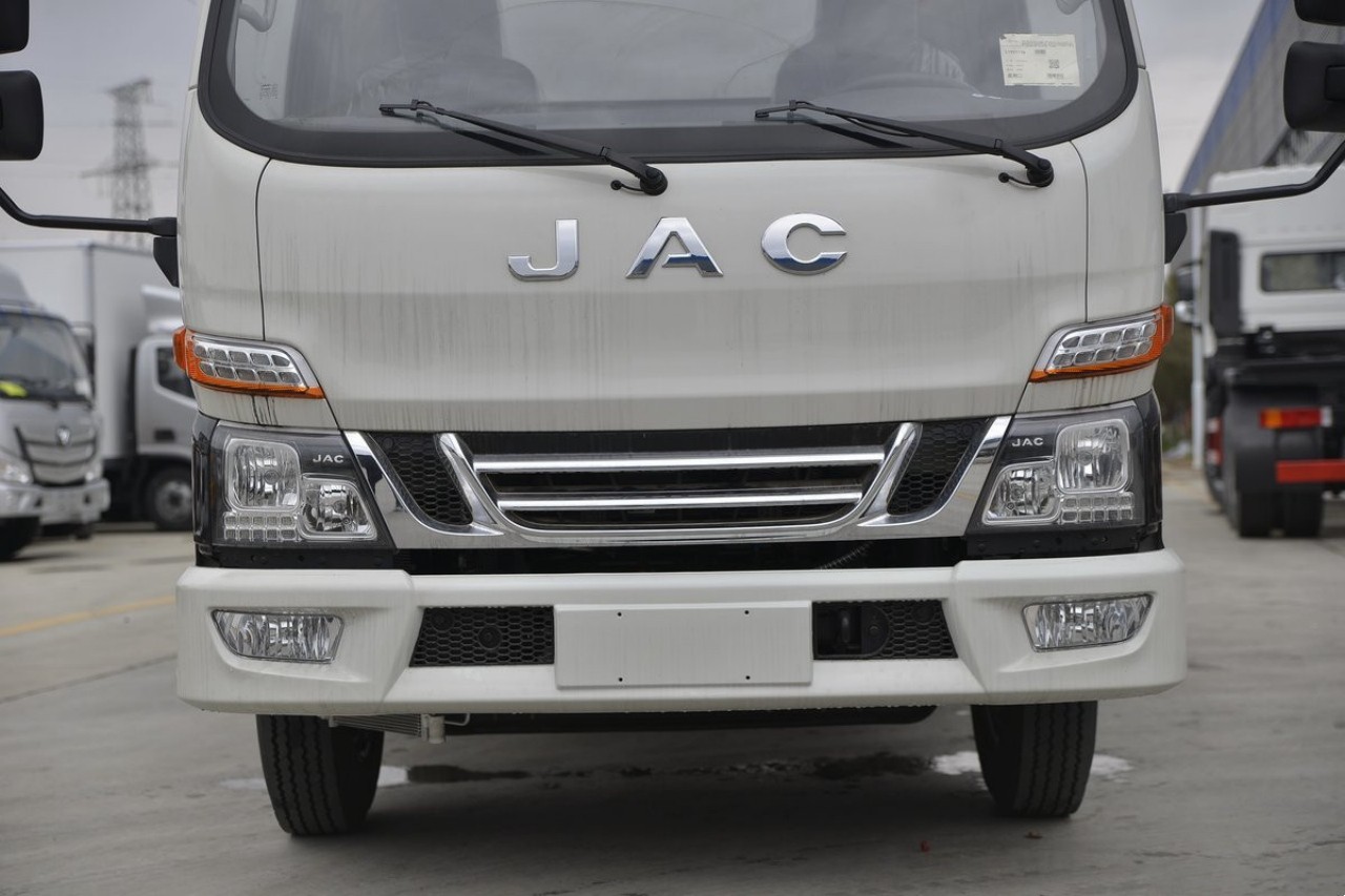 JAC Refrigerated Box Truck 19 CBM 9